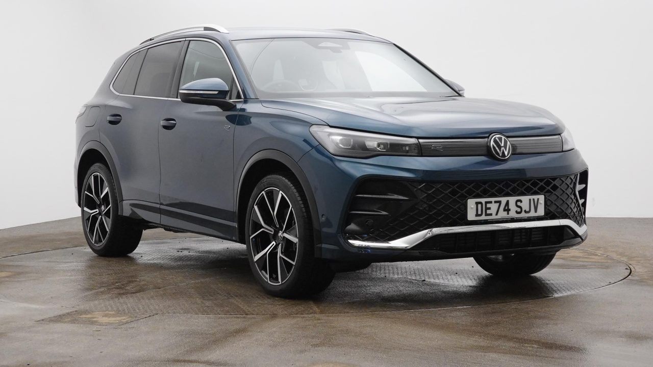 Main listing image - Volkswagen Tiguan