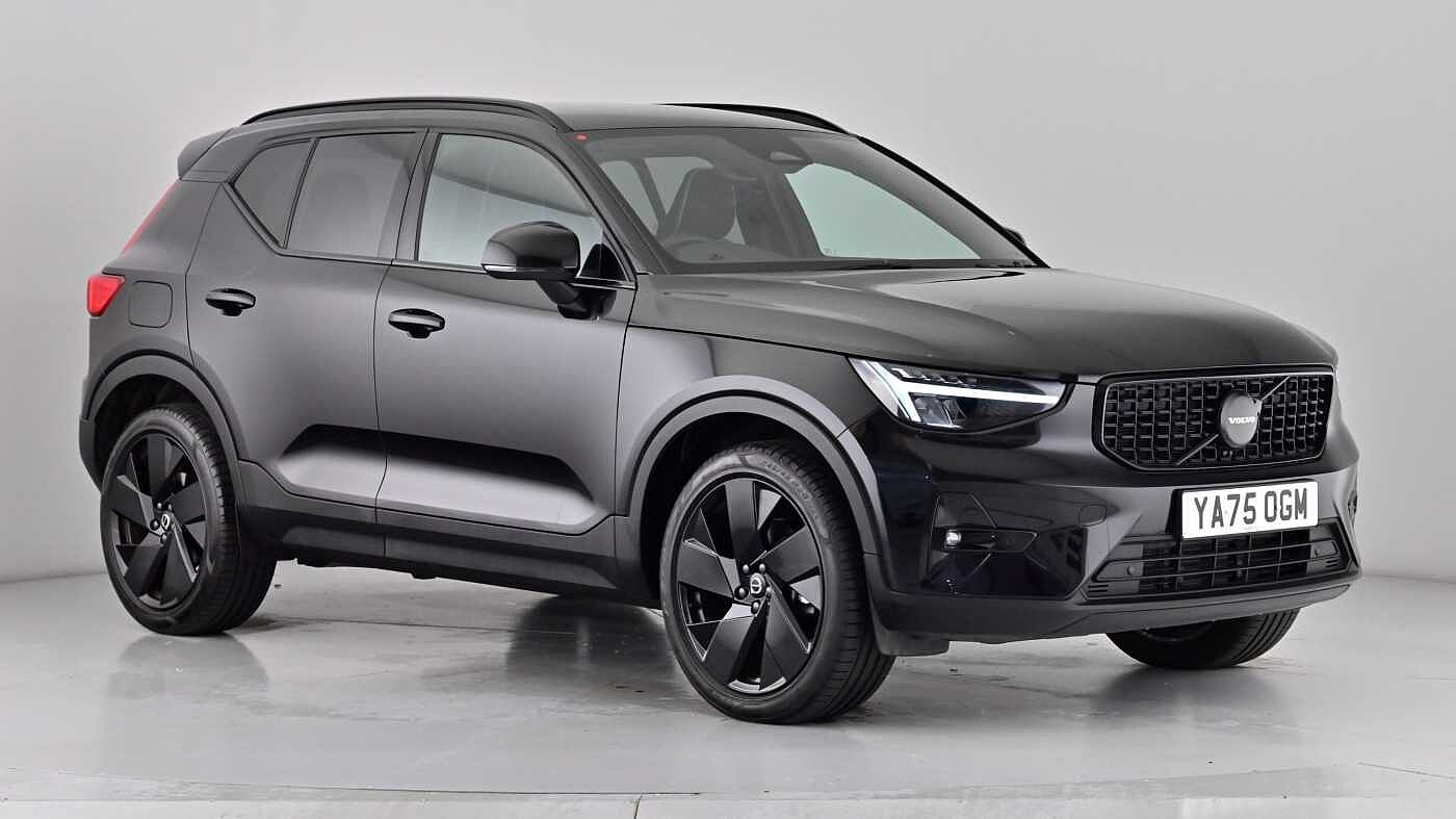 Main listing image - Volvo XC40