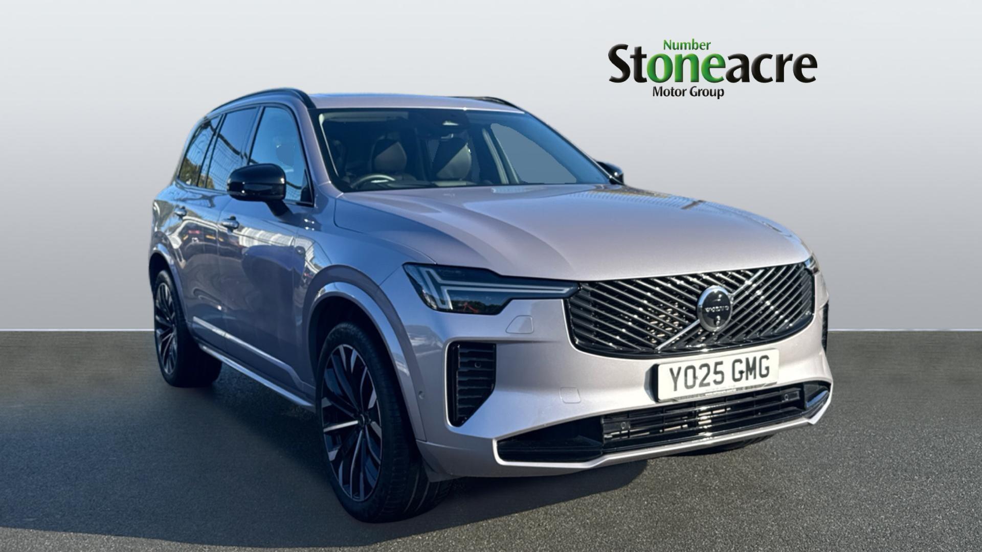 Main listing image - Volvo XC90