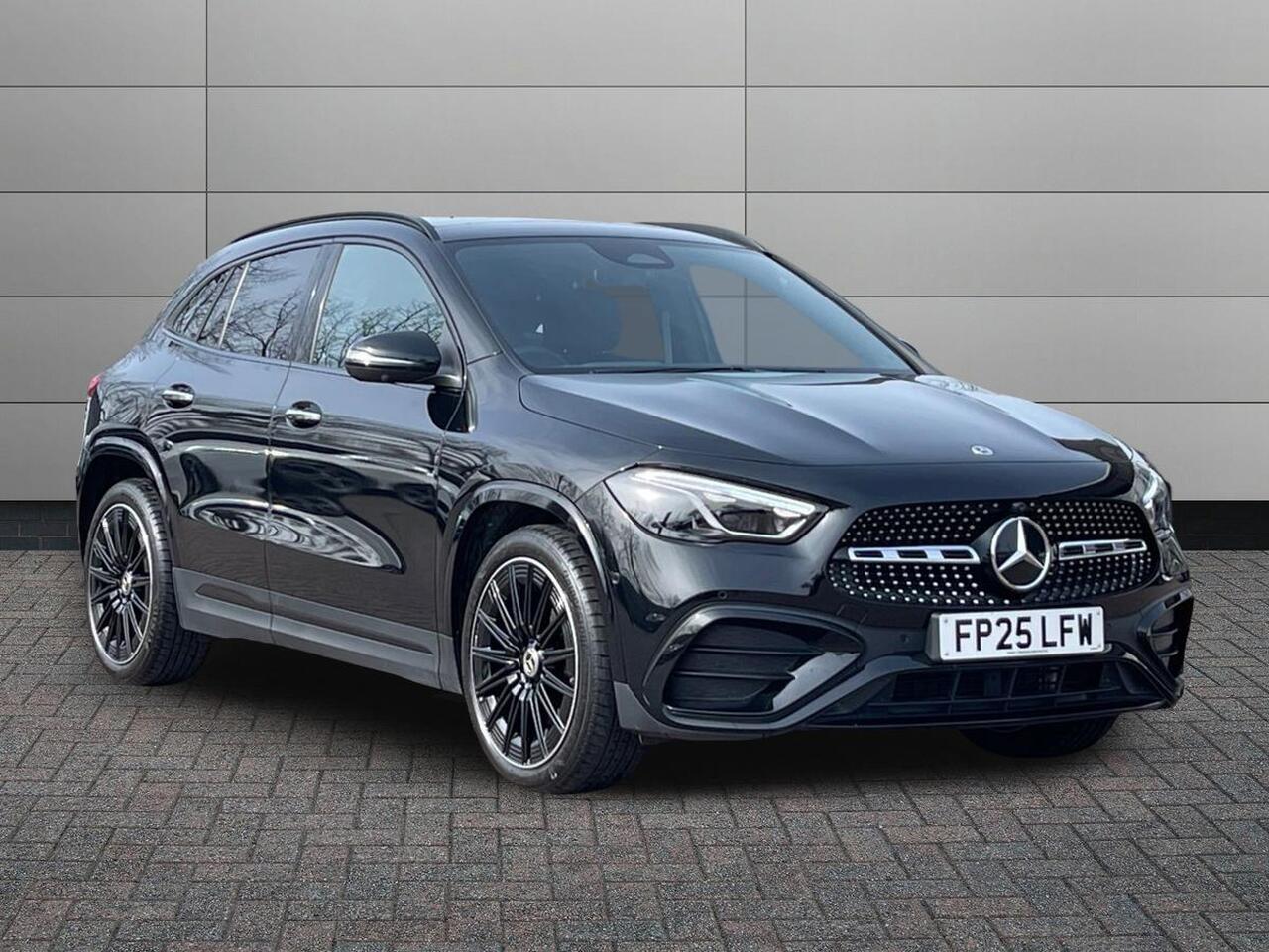 Main listing image - Mercedes-Benz GLA