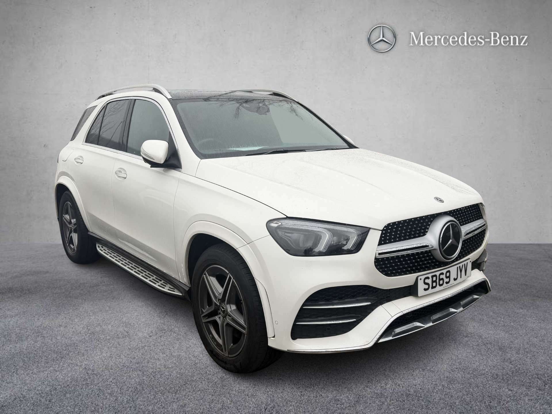 Main listing image - Mercedes-Benz GLE
