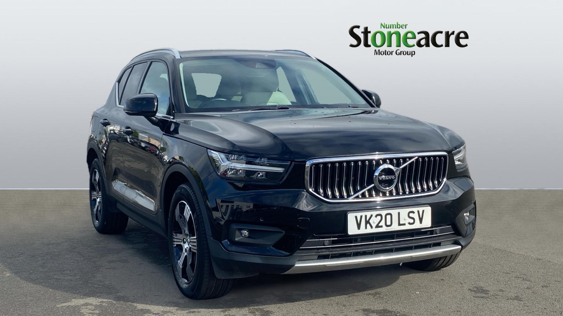 Main listing image - Volvo XC40
