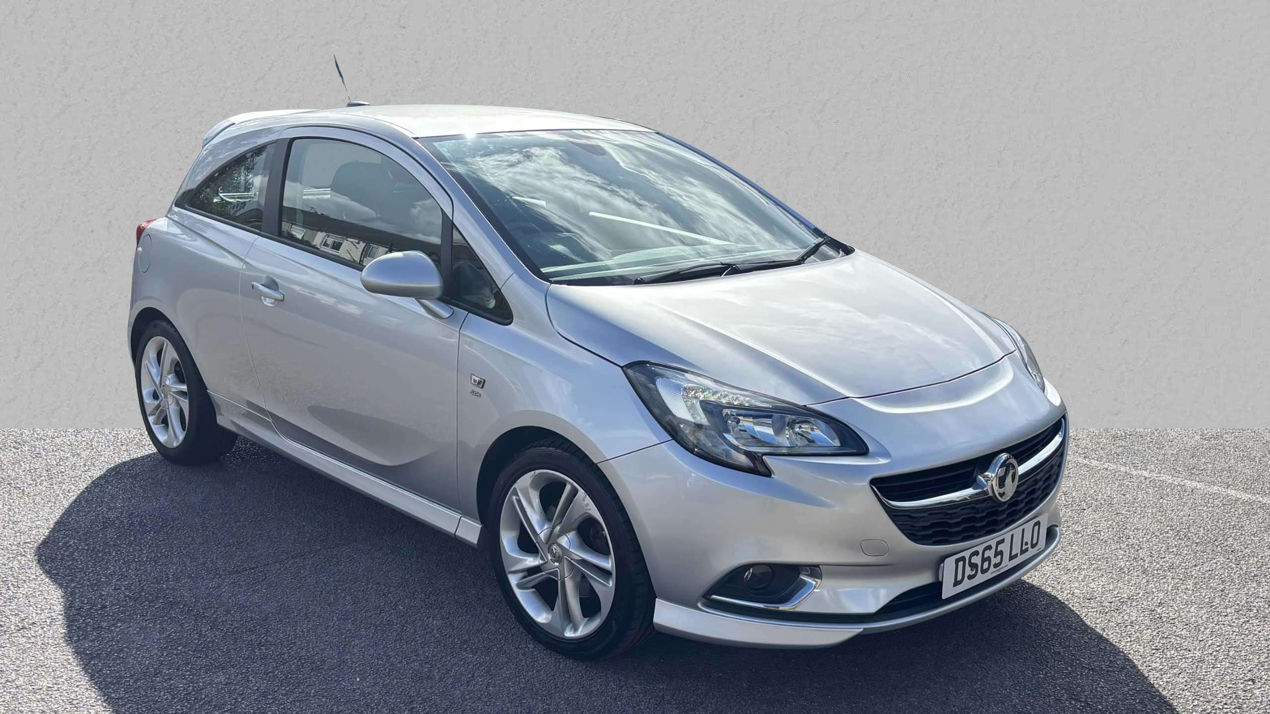 Main listing image - Vauxhall Corsa