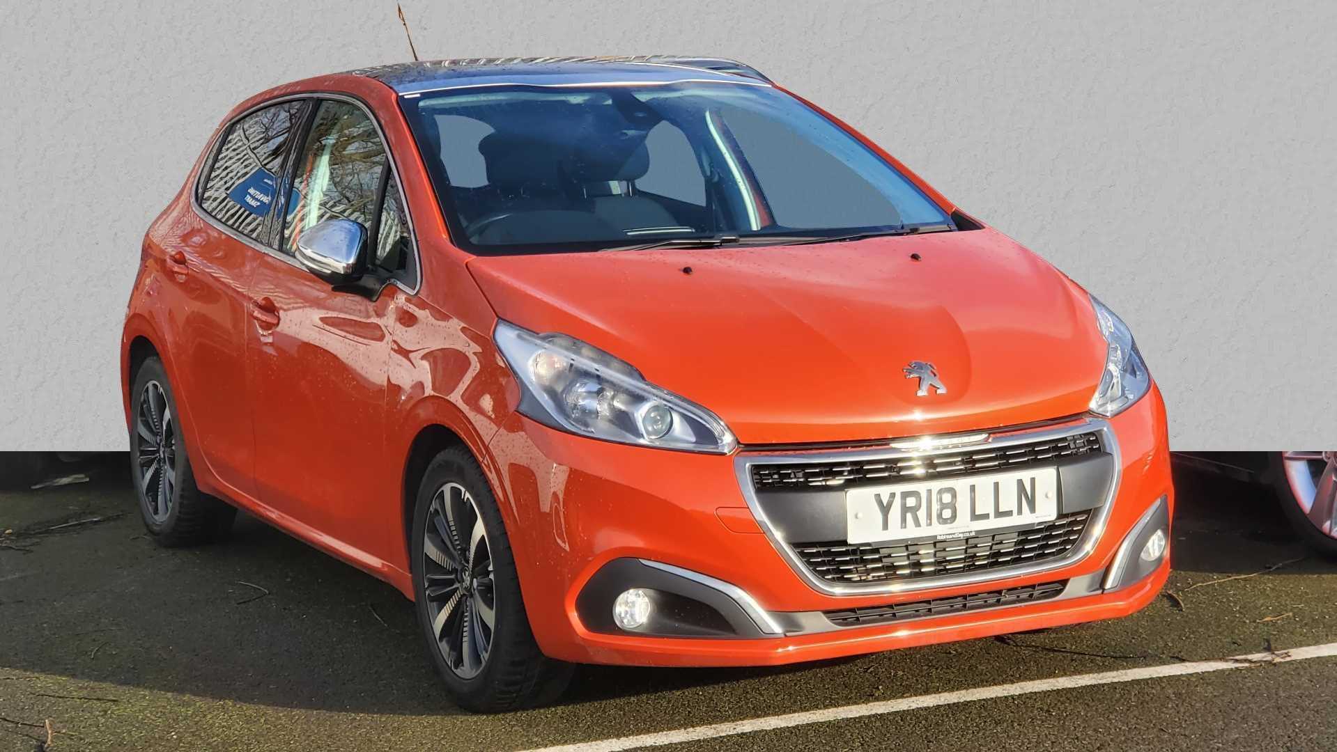 Main listing image - Peugeot 208