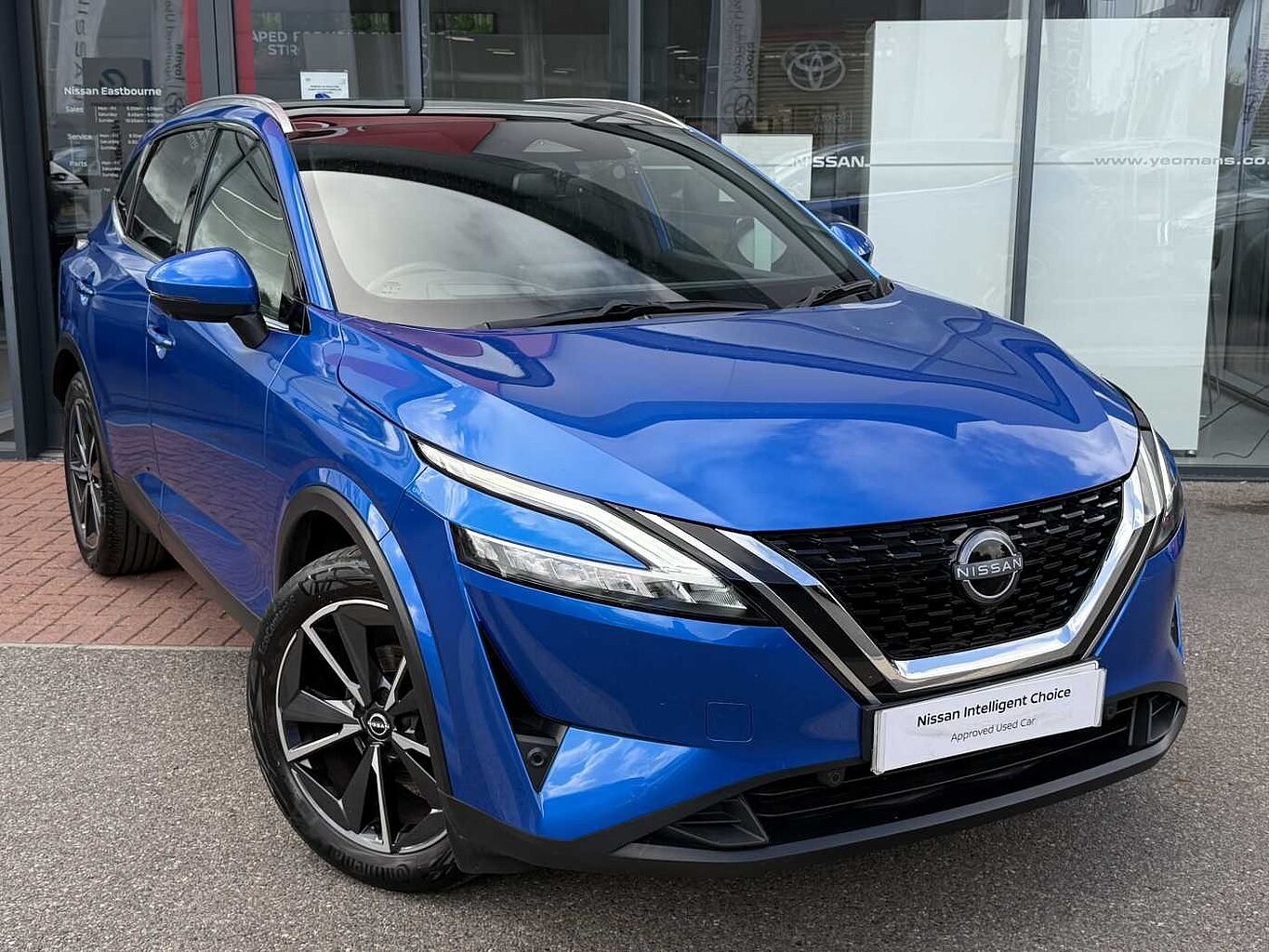 Main listing image - Nissan Qashqai