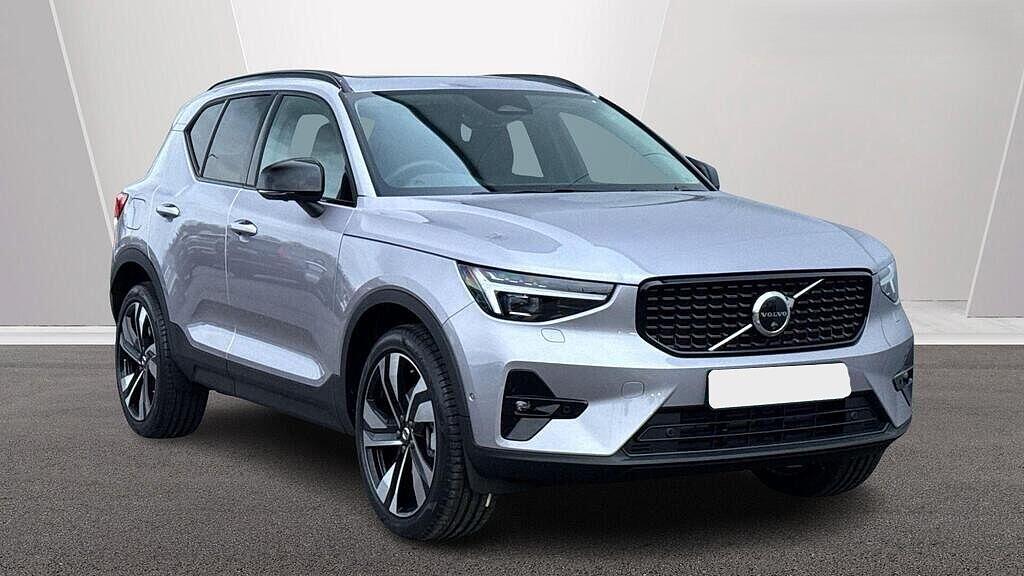 Main listing image - Volvo XC40