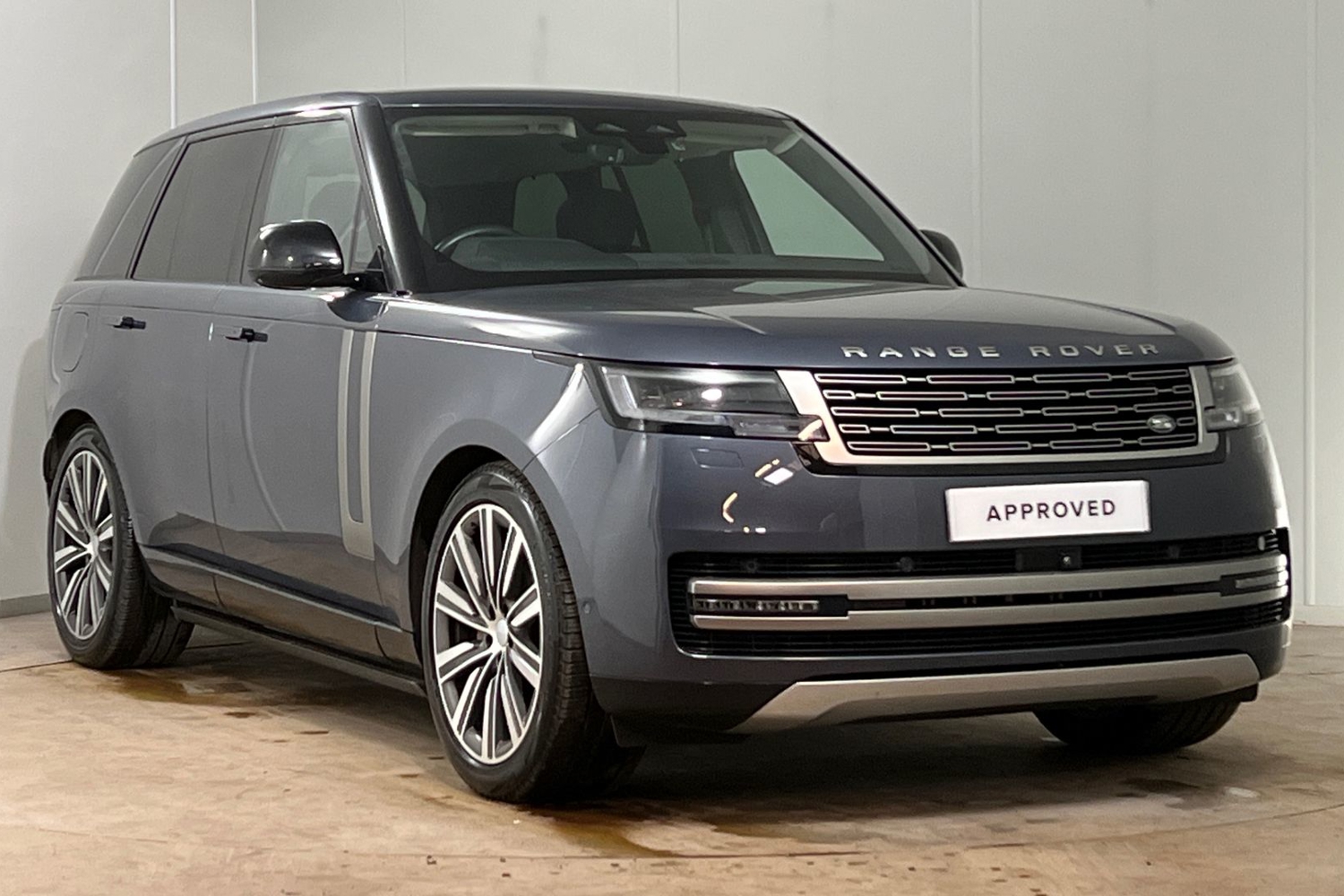 Main listing image - Land Rover Range Rover