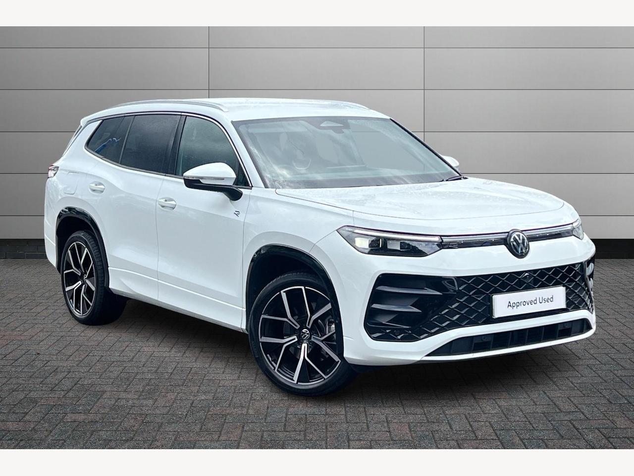 Main listing image - Volkswagen Tayron