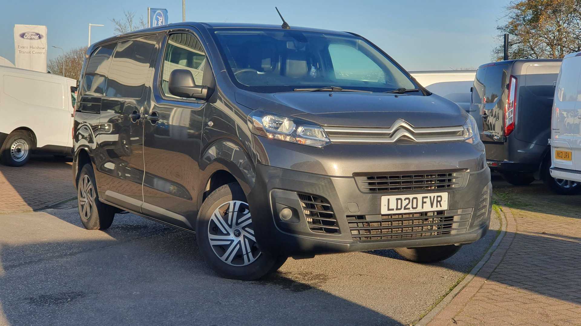 Main listing image - Citroen Dispatch