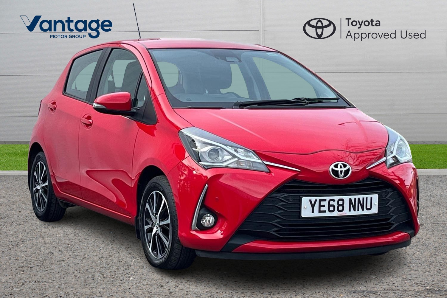 Main listing image - Toyota Yaris