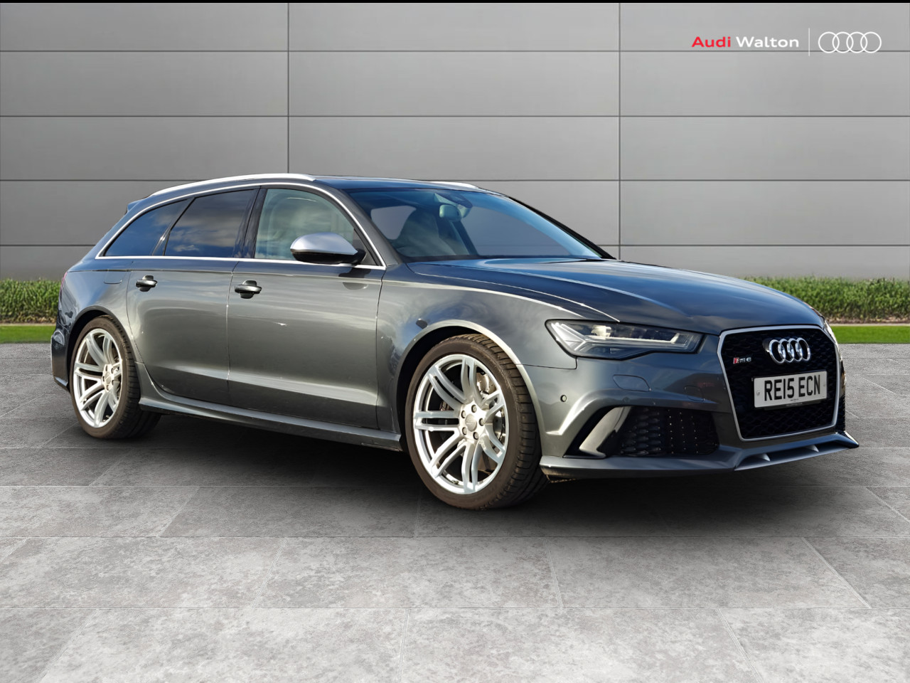 Main listing image - Audi RS6