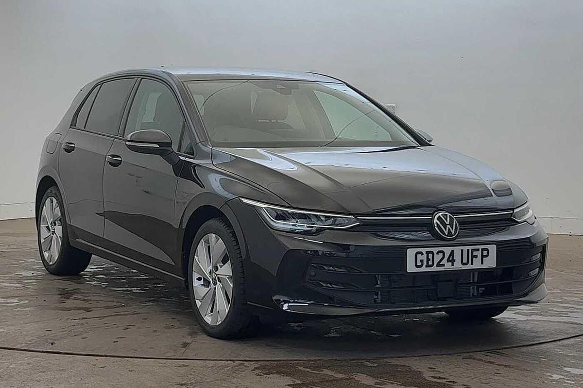 Main listing image - Volkswagen Golf