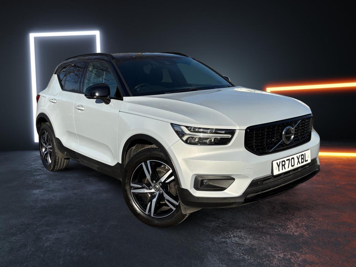 Main listing image - Volvo XC40