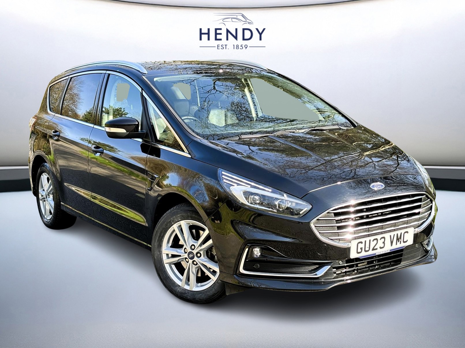Main listing image - Ford S-MAX