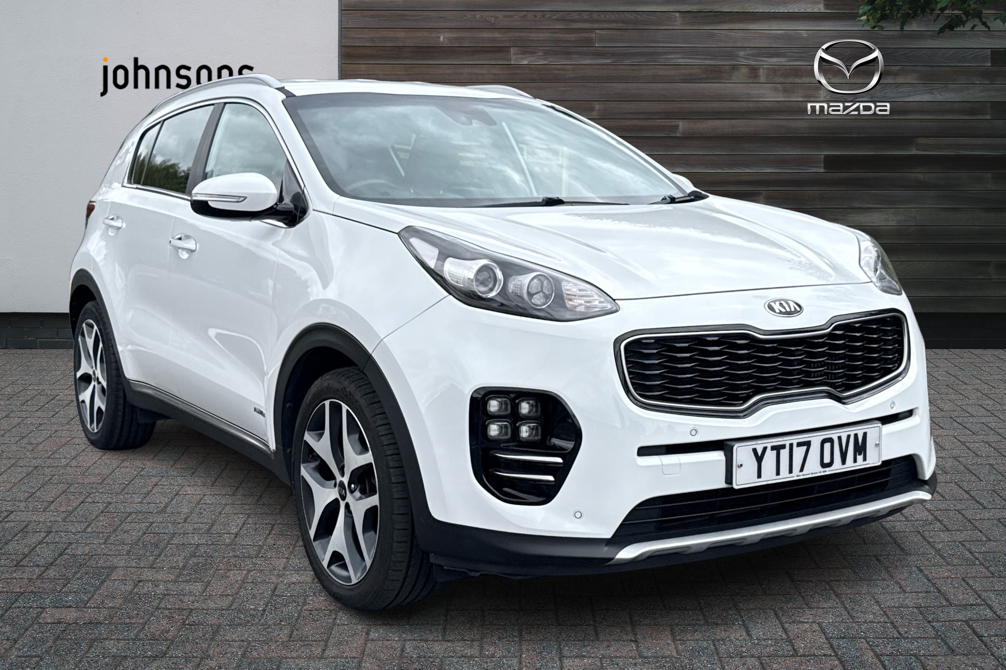 Main listing image - Kia Sportage