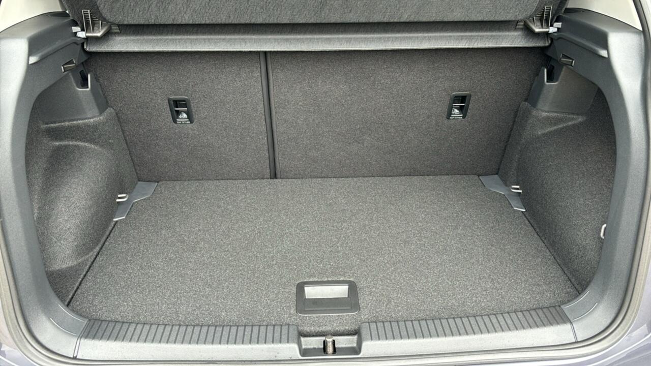 Main listing image - Volkswagen T-Cross