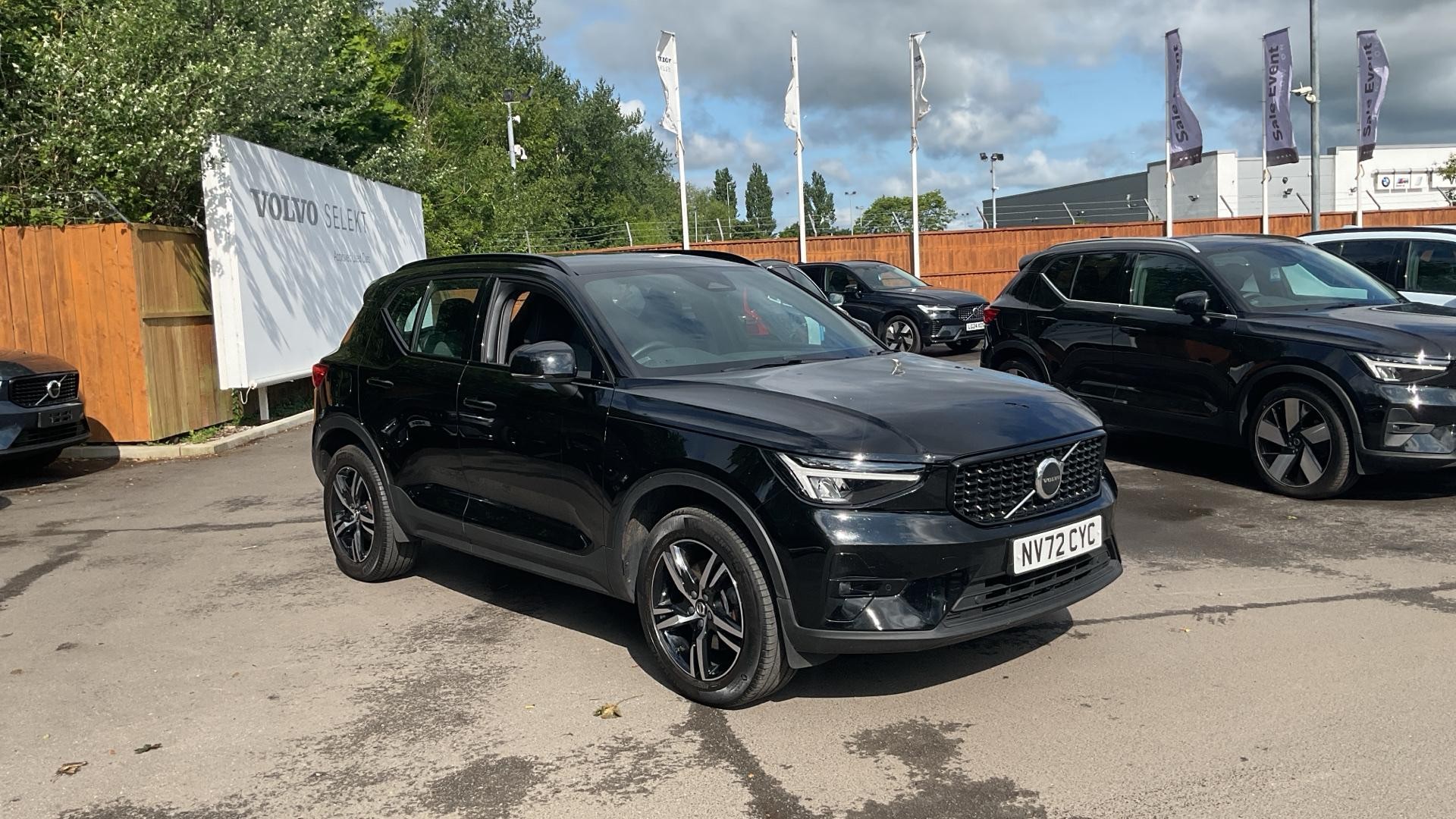Main listing image - Volvo XC40