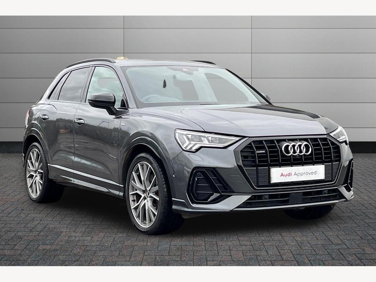 Main listing image - Audi Q3