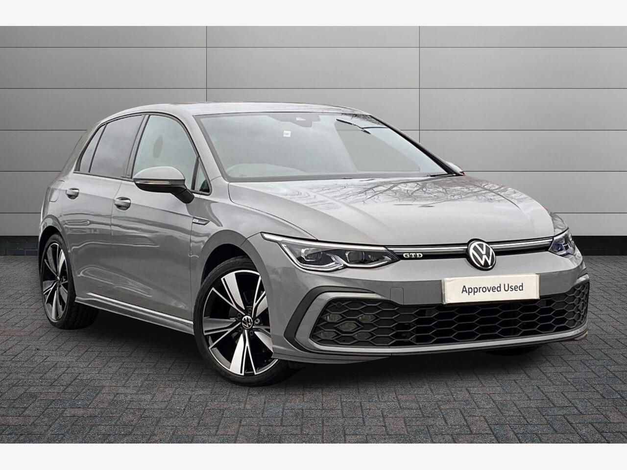 Main listing image - Volkswagen Golf