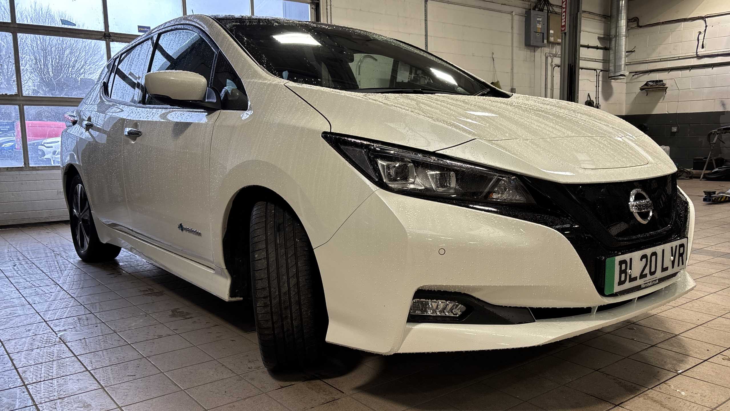 Main listing image - Nissan Leaf