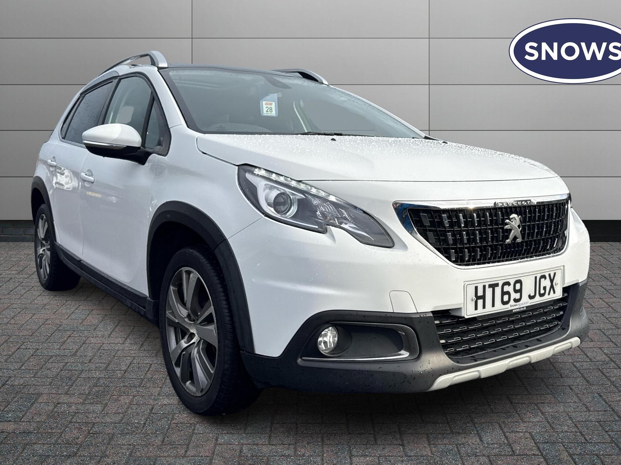 Main listing image - Peugeot 2008