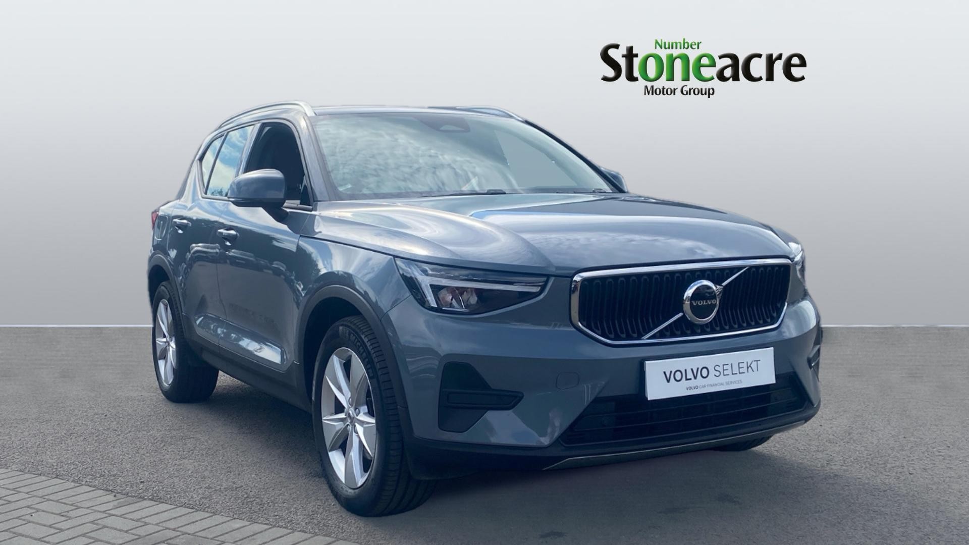 Main listing image - Volvo XC40