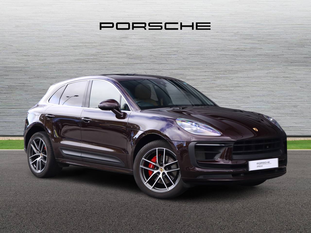 Main listing image - Porsche Macan