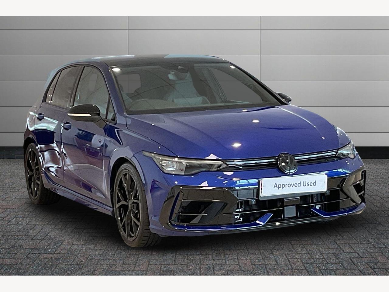 Main listing image - Volkswagen Golf R