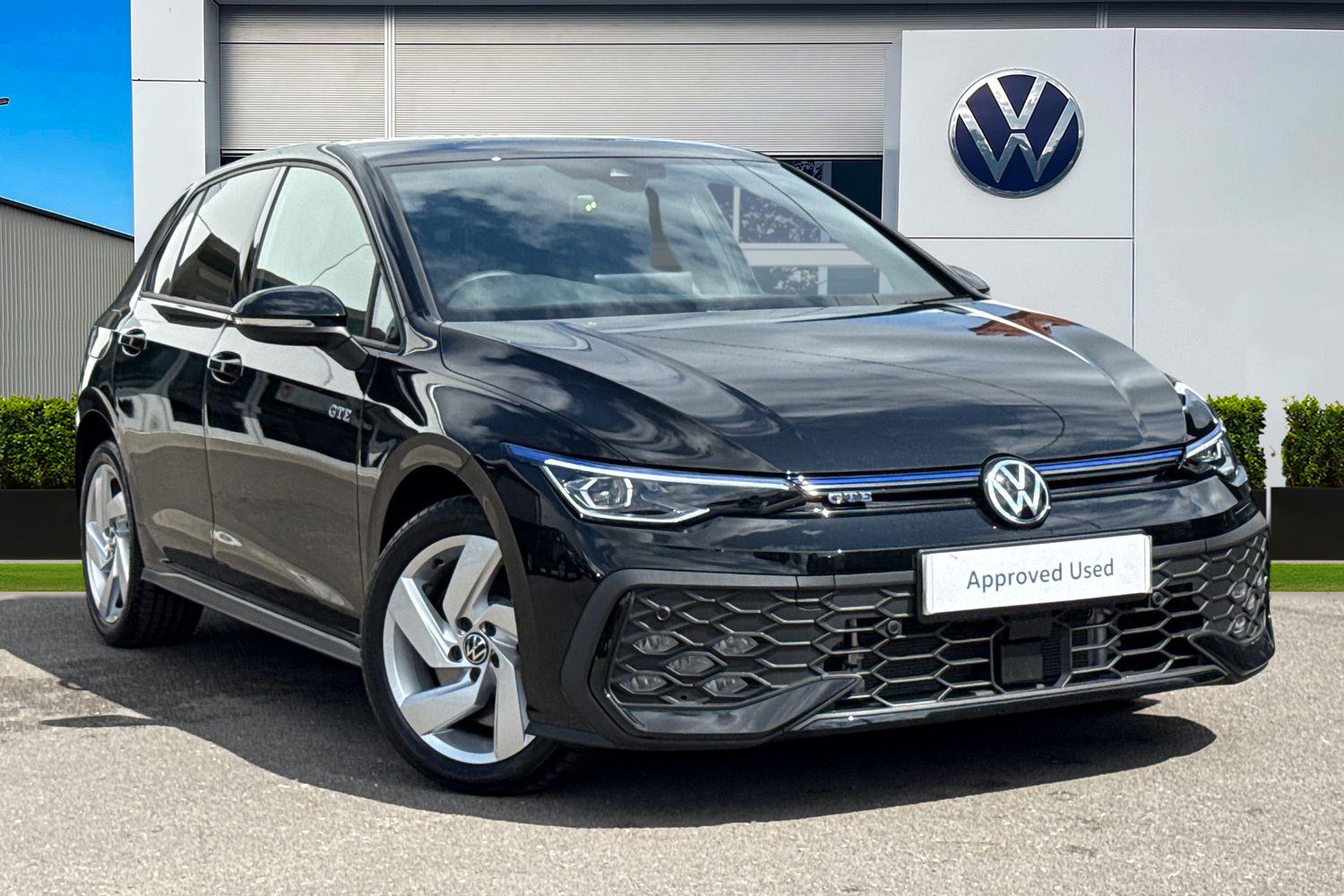 Main listing image - Volkswagen Golf GTE