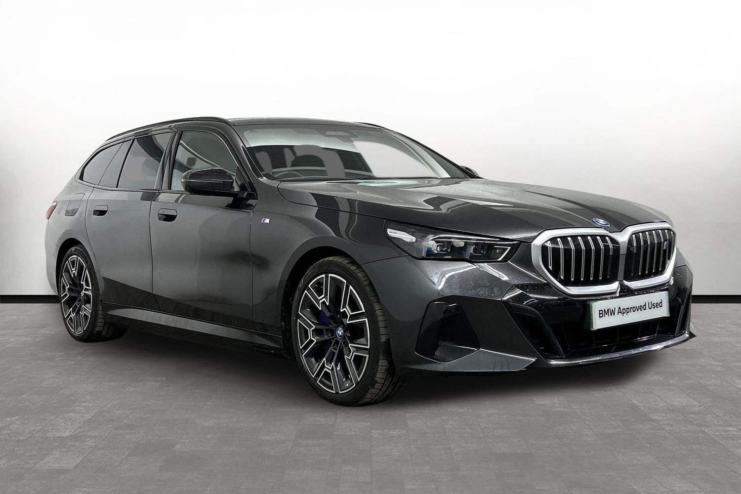 Main listing image - BMW i5