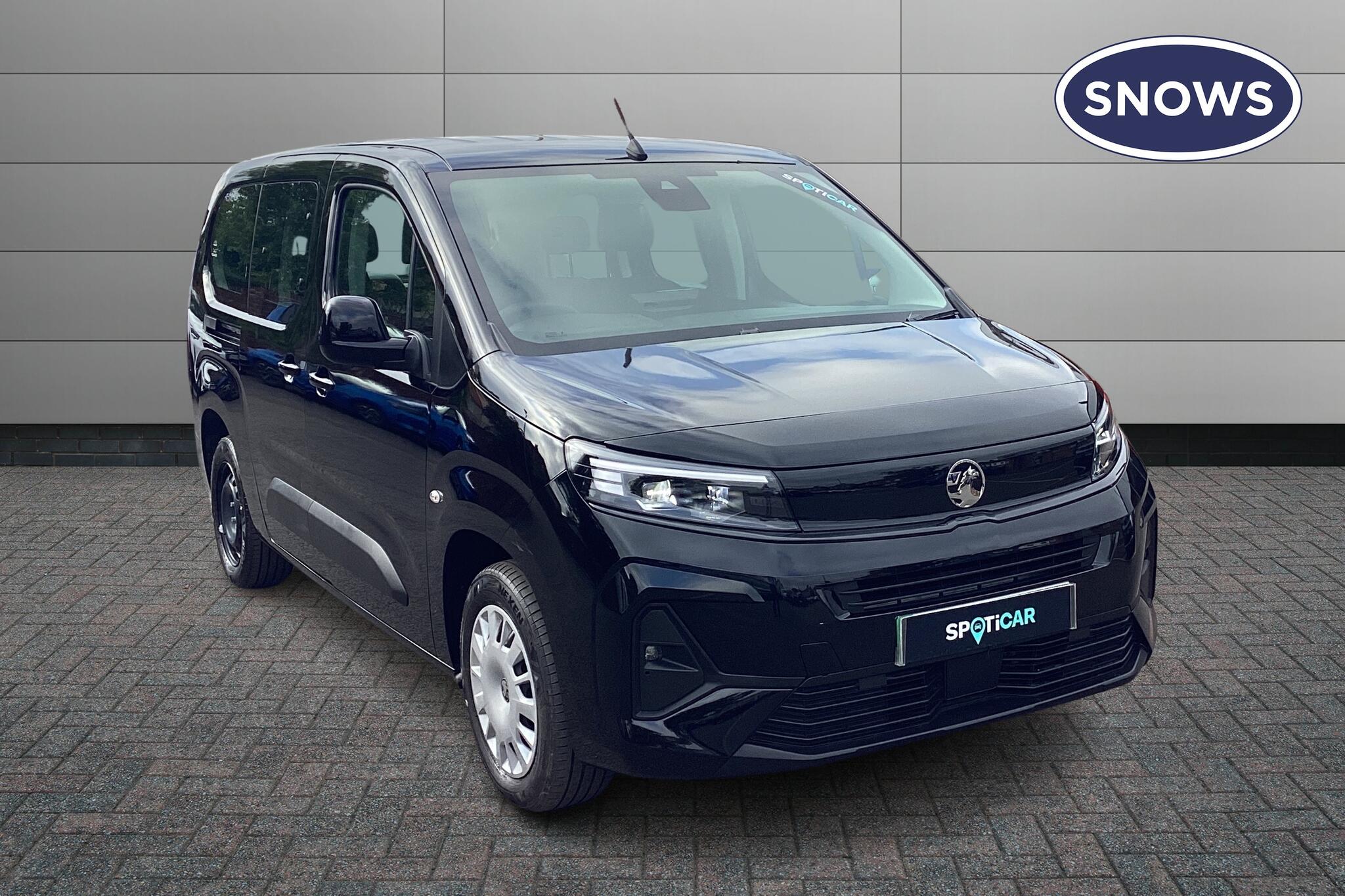 Main listing image - Vauxhall Combo Life-e