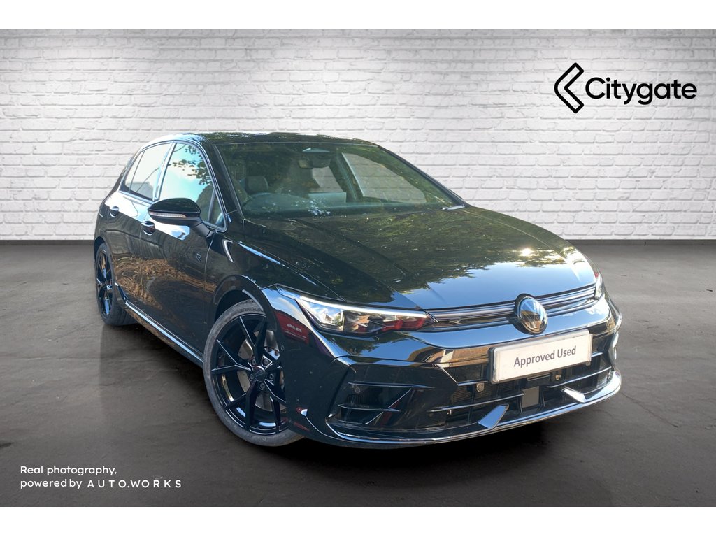 Main listing image - Volkswagen Golf