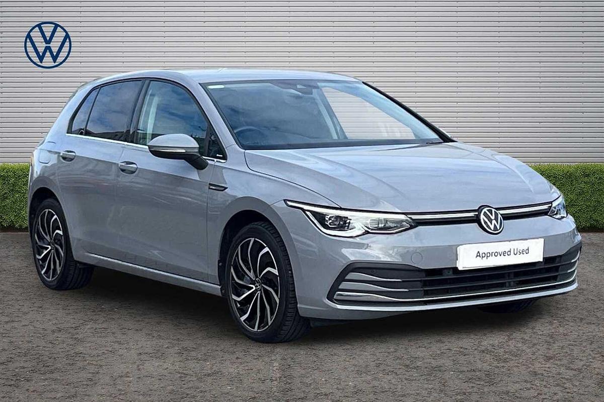 Main listing image - Volkswagen Golf