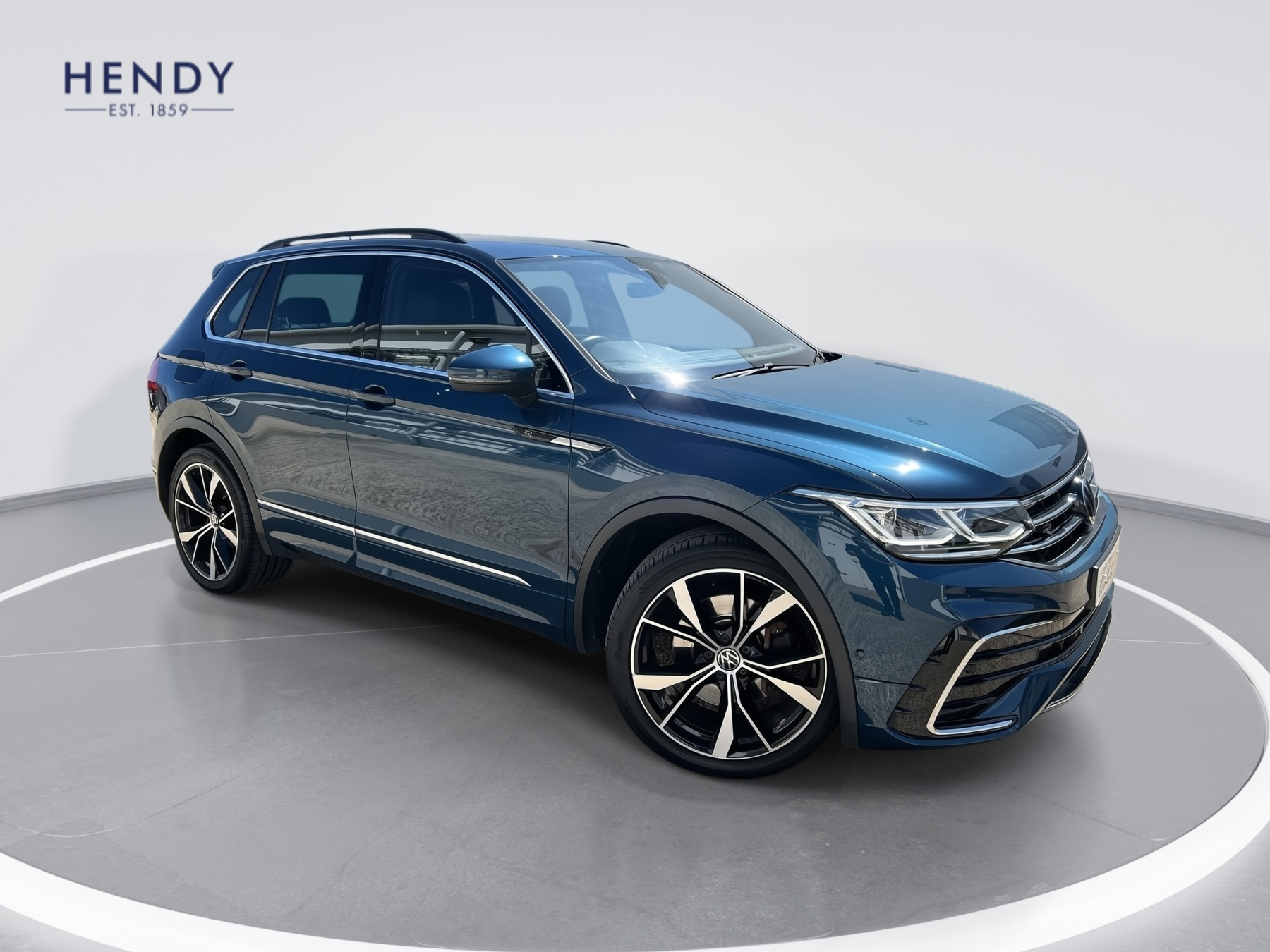 Main listing image - Volkswagen Tiguan