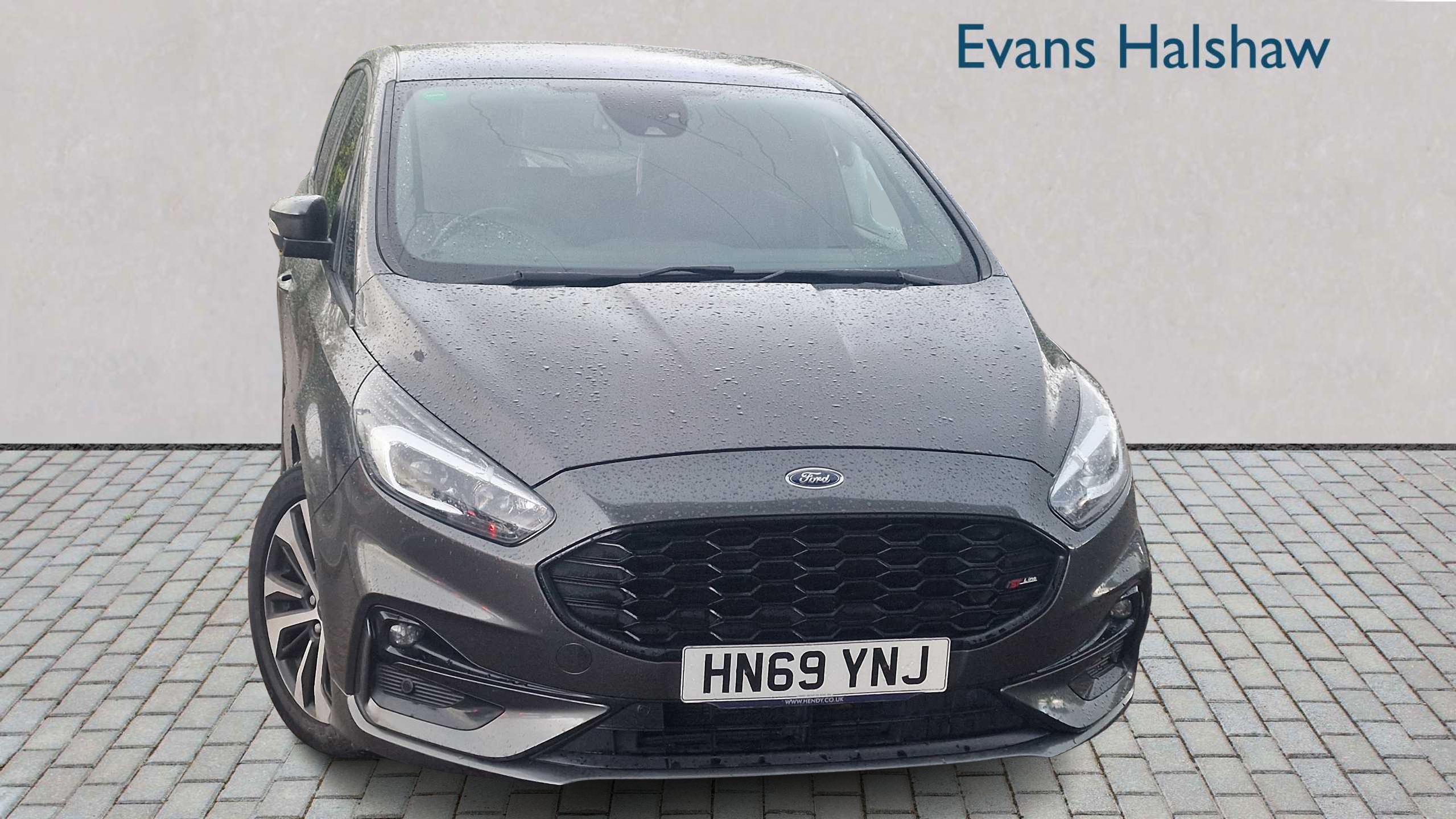 Main listing image - Ford S-MAX