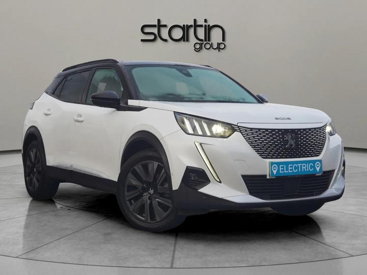 Main listing image - Peugeot e-2008