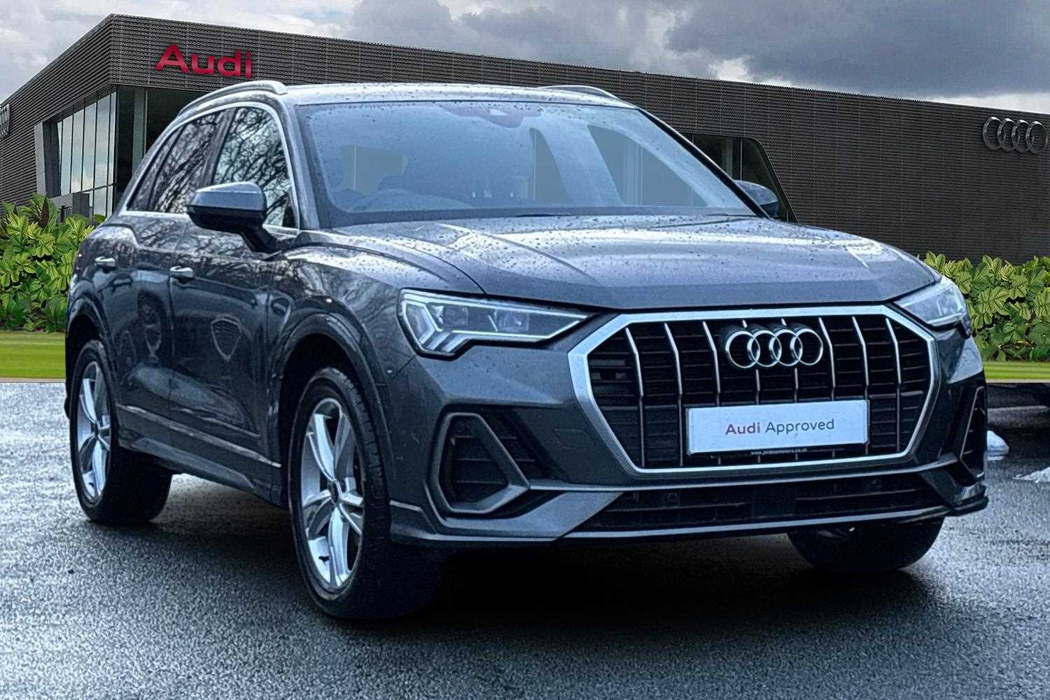 Main listing image - Audi Q3