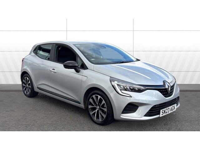 Main listing image - Renault Clio