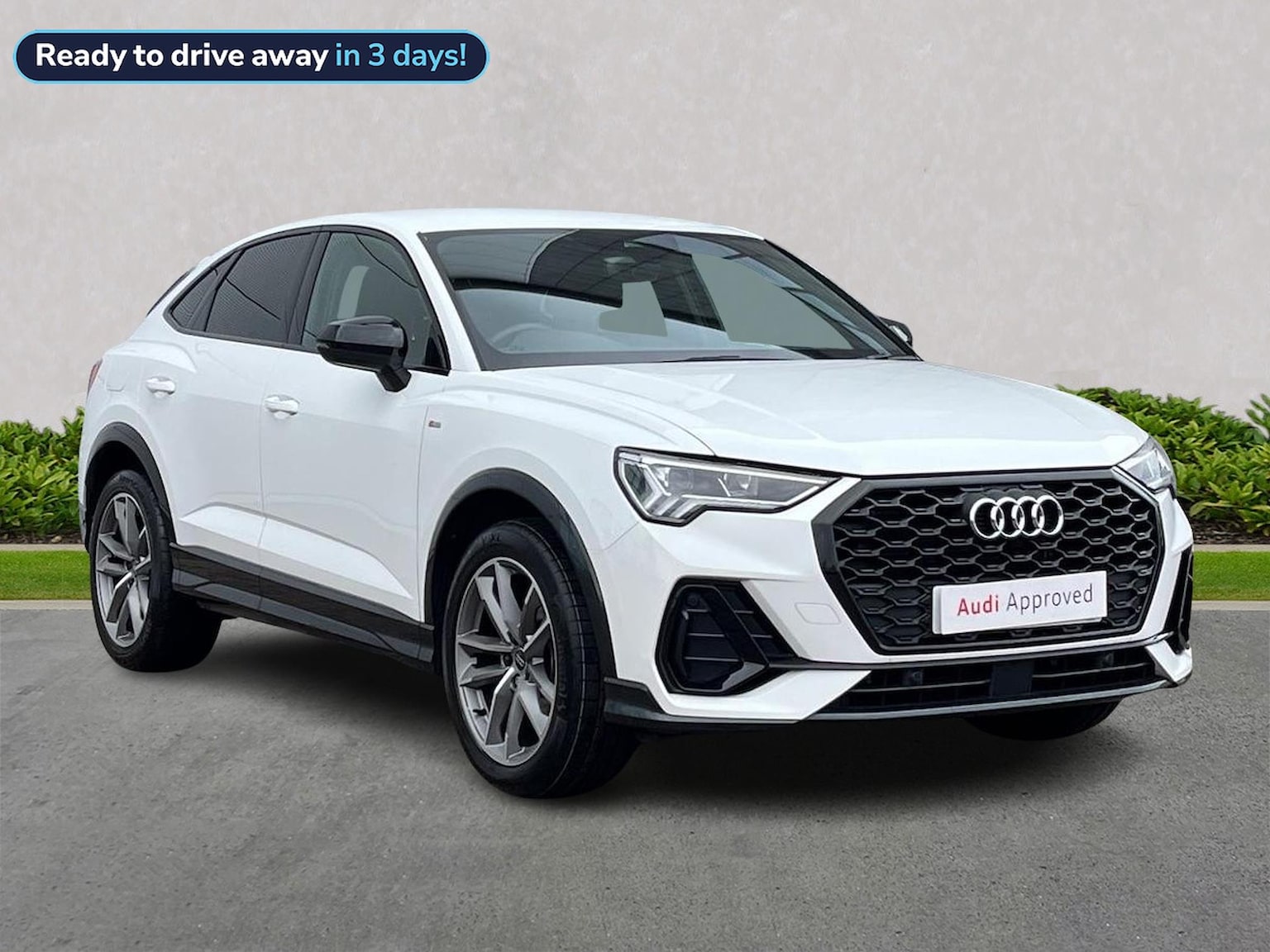 Main listing image - Audi Q3