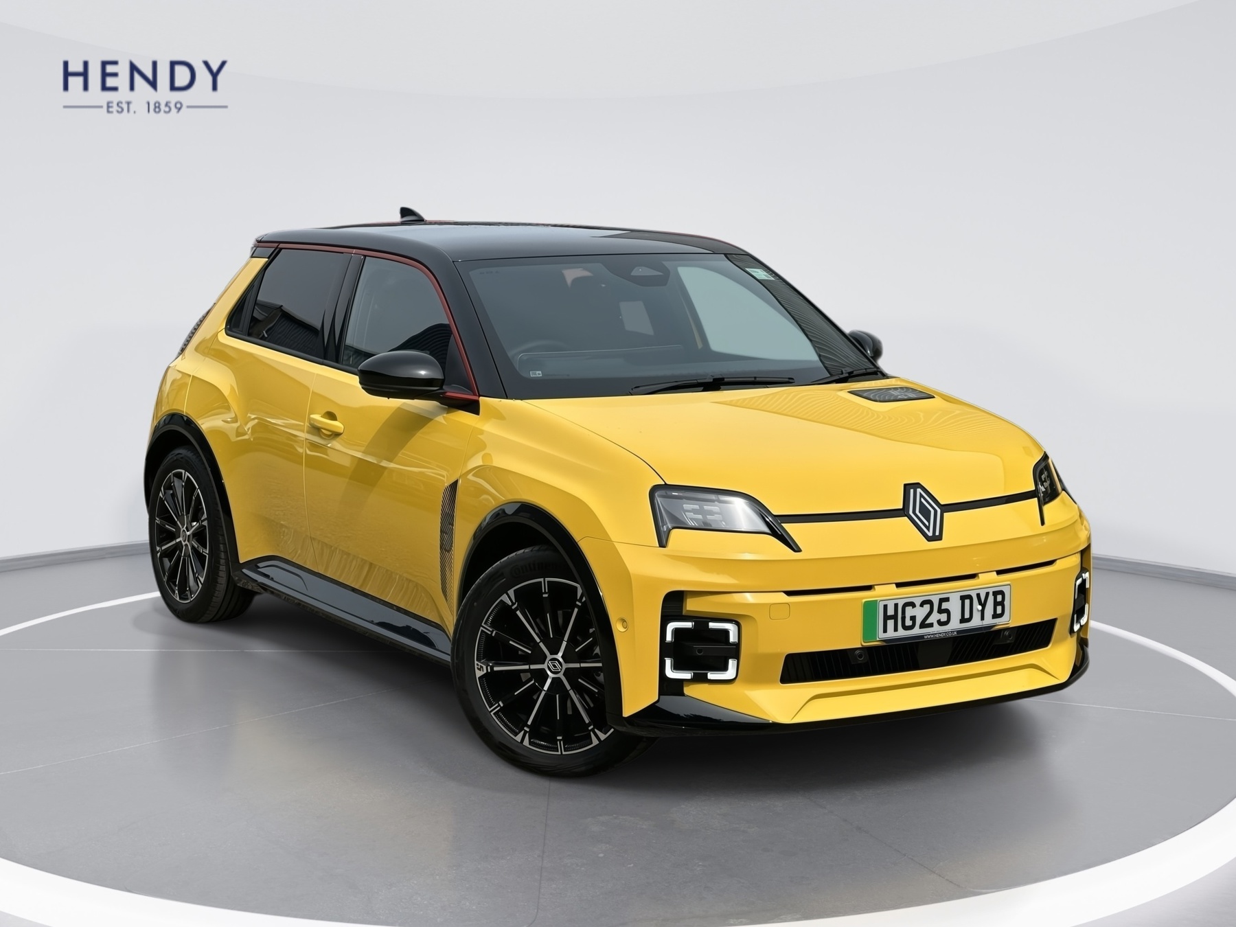 Main listing image - Renault 5