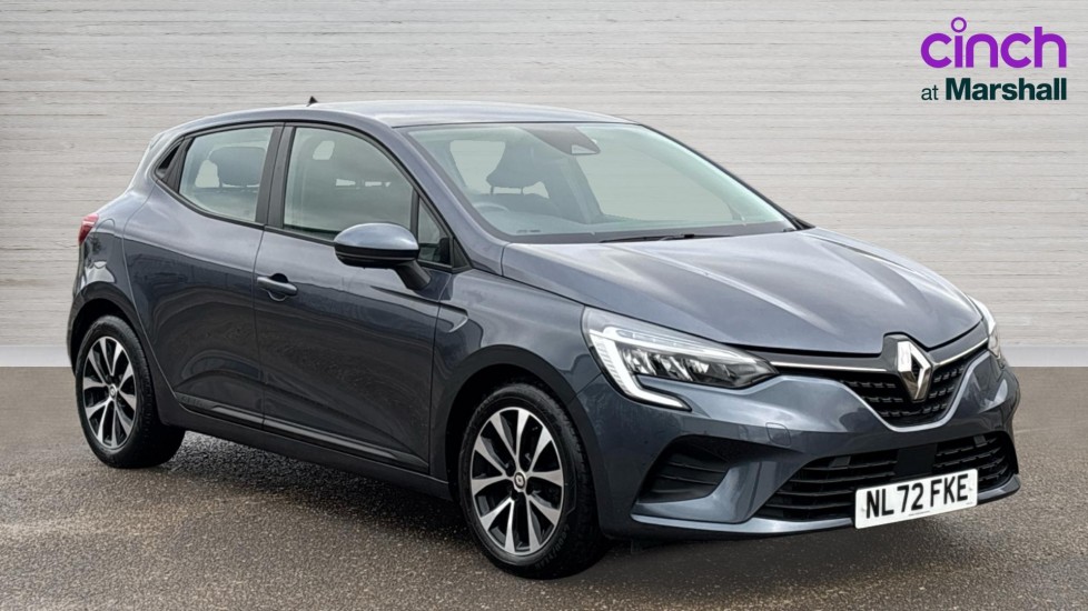 Main listing image - Renault Clio