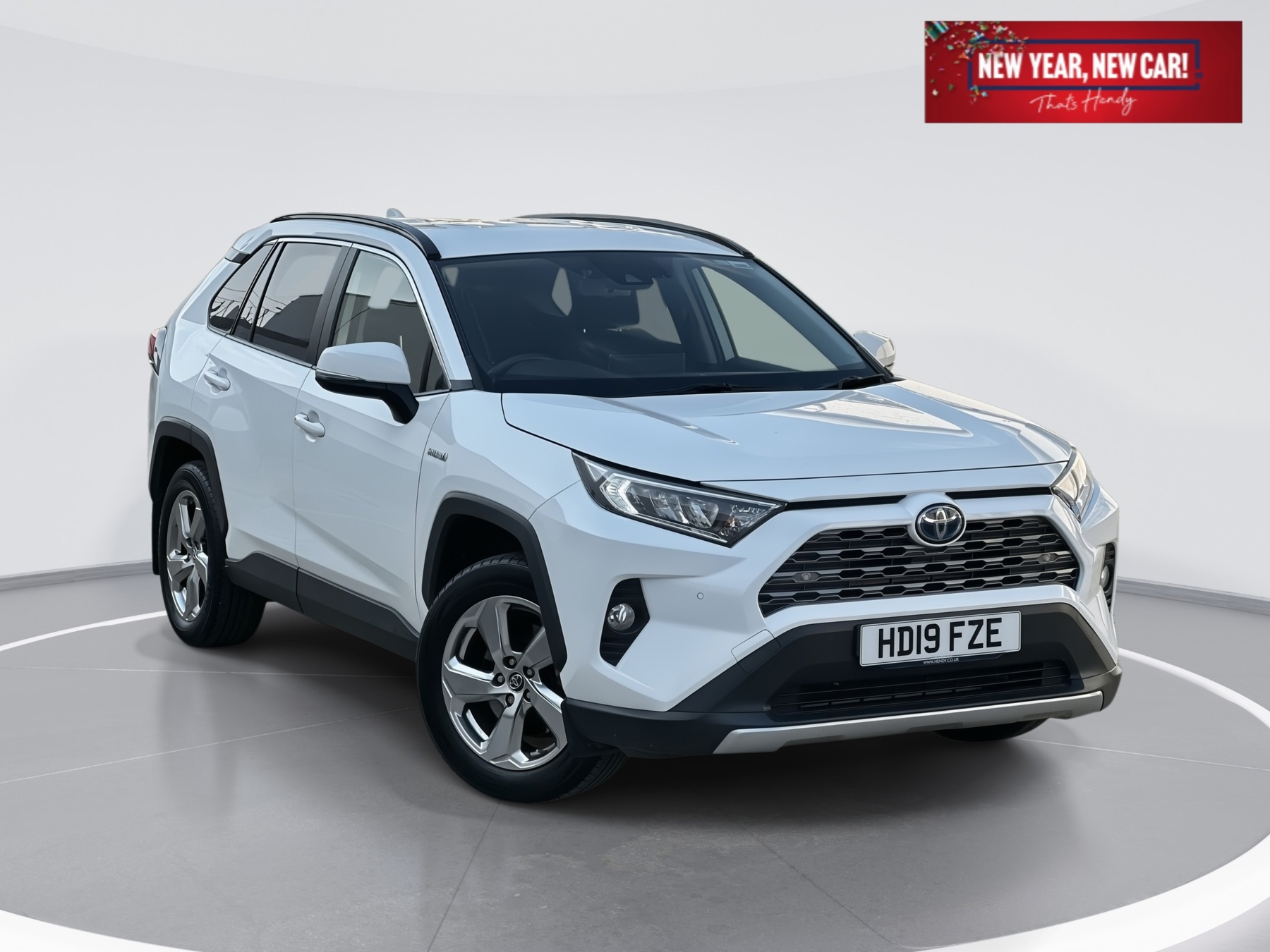 Main listing image - Toyota RAV4