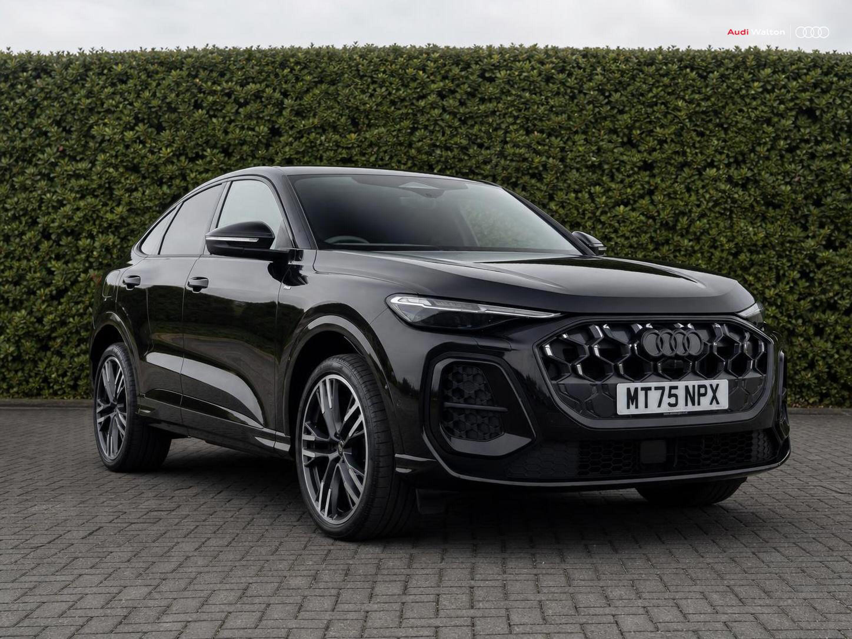 Main listing image - Audi Q5