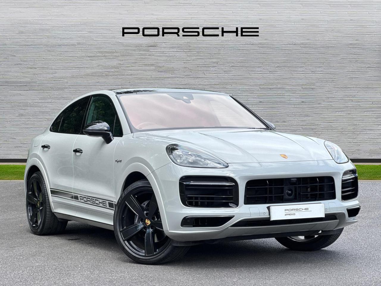 Main listing image - Porsche Cayenne