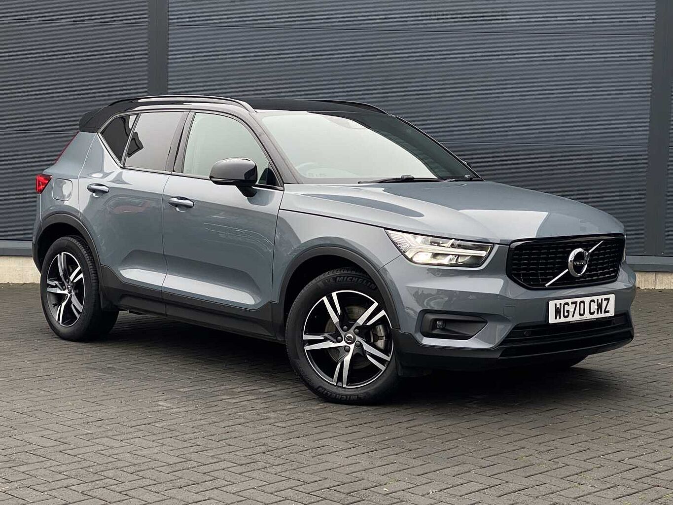 Main listing image - Volvo XC40