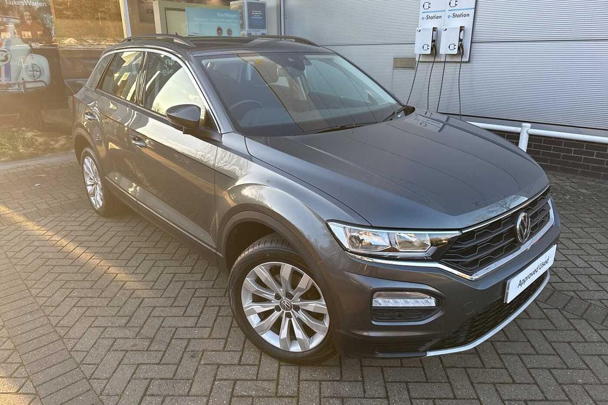 Main listing image - Volkswagen T-Roc