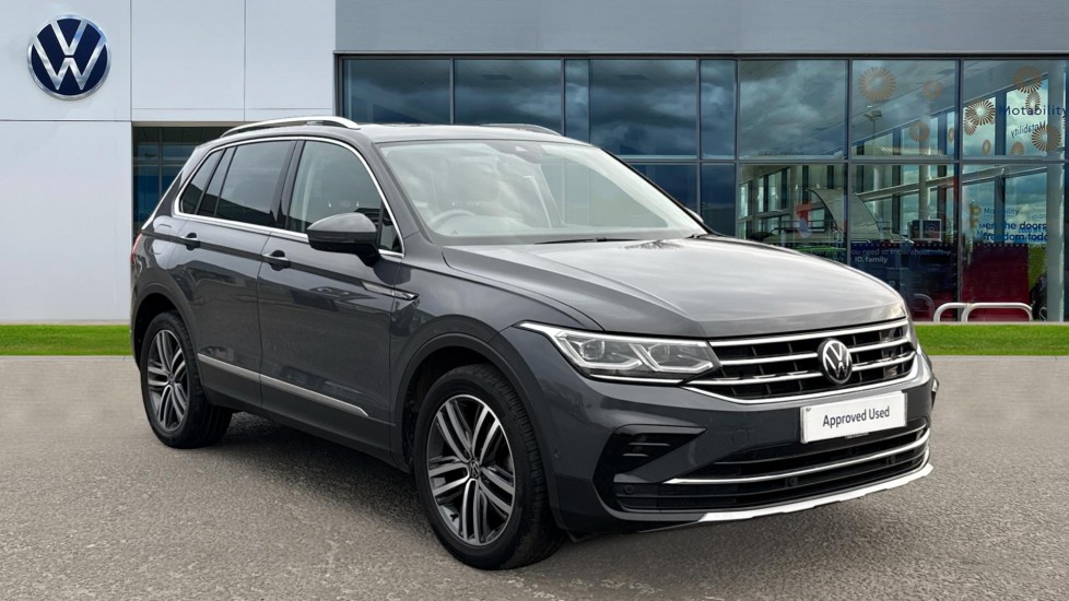 Main listing image - Volkswagen Tiguan