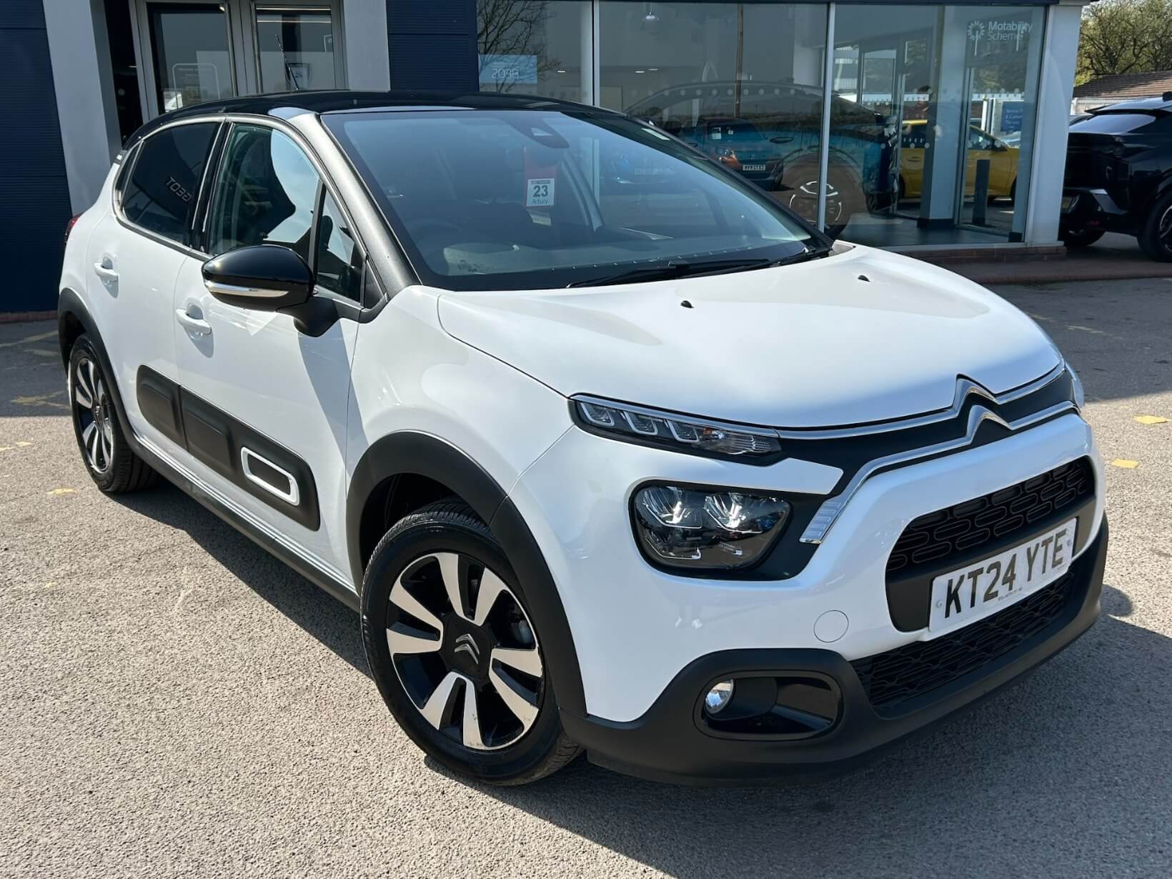 Main listing image - Citroen C3