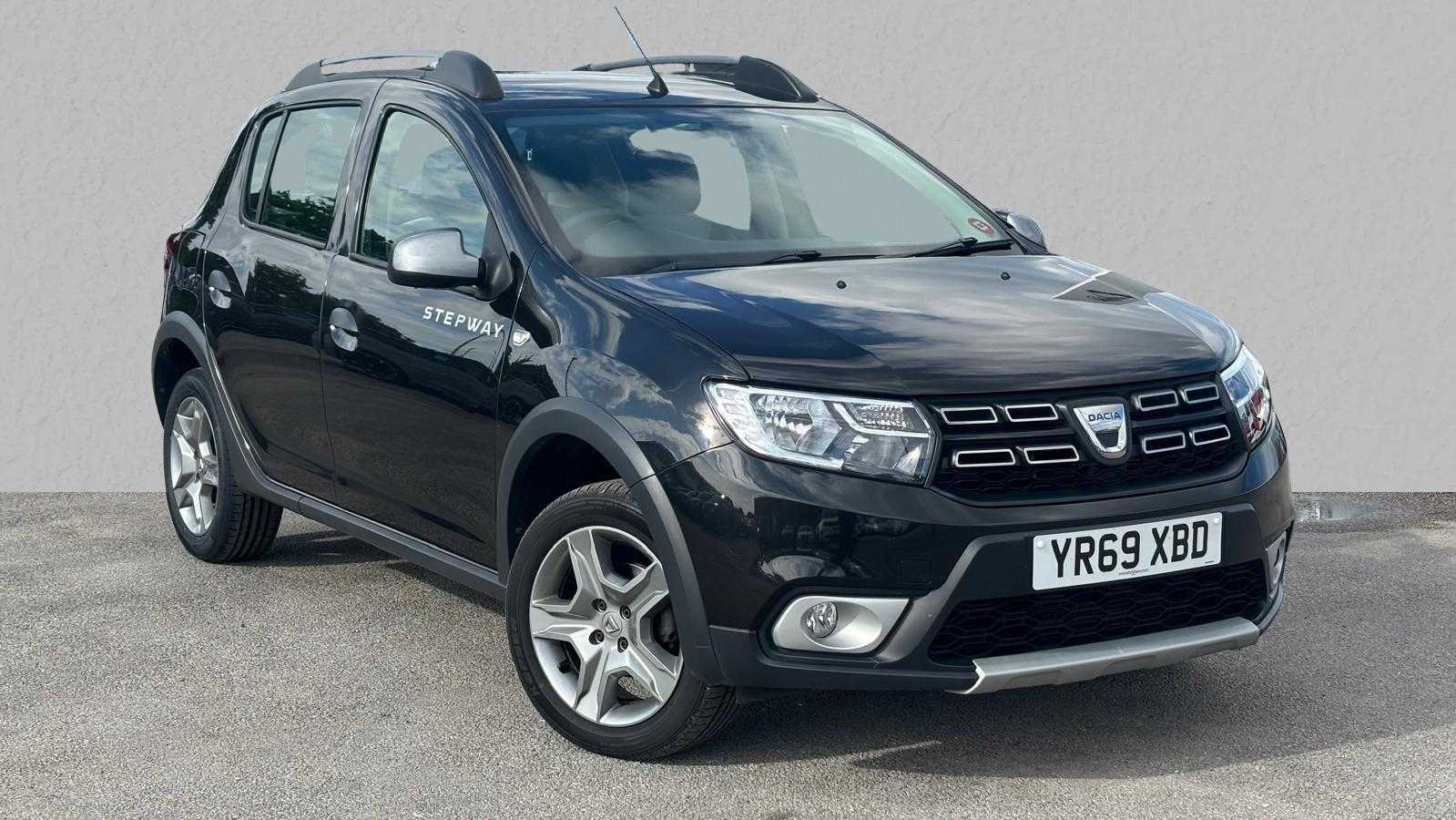 Main listing image - Dacia Sandero Stepway