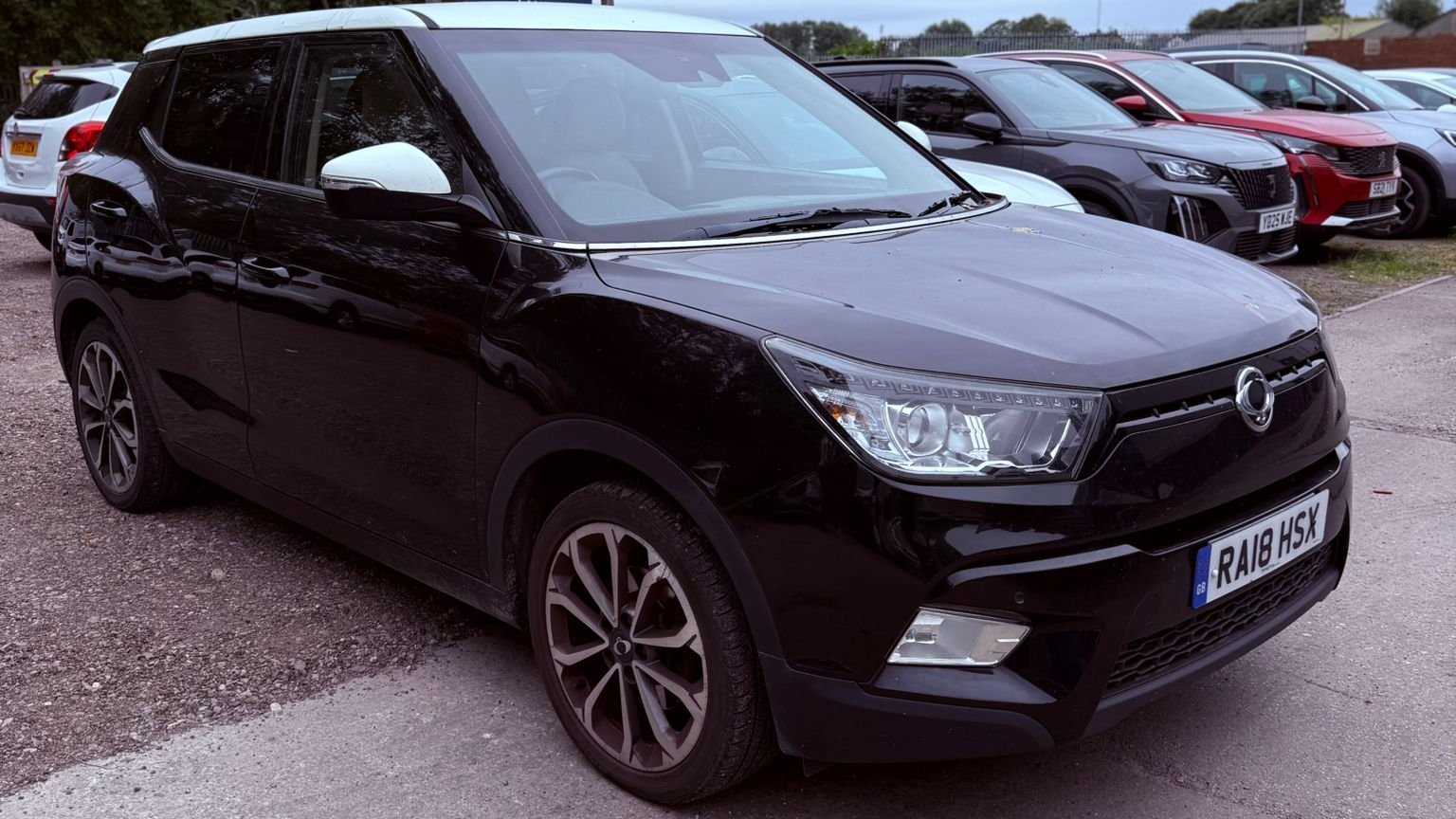 Main listing image - SsangYong Tivoli